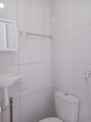 Uma casa de banho em suite completa na cobertura no prea ce