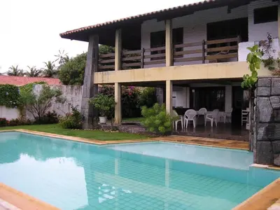 A piscina em ou perto de Casa da Prainha