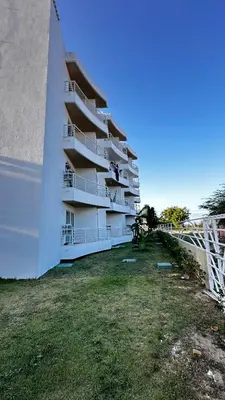 O edifício onde o apartamento está situado