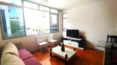 Uma televisão e/ou sistema de entretenimento em Meireles Beira Mar Gigante 3 Quartos