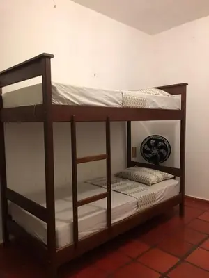 Uma cama ou camas num quarto em Hostel 35