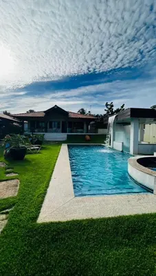 A piscina em ou perto de Mansão lagoa do catu