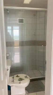 Uma casa de banho em Flat Golden Flat Fortaleza