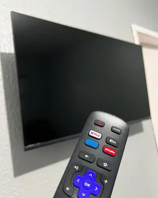 Uma televisão e/ou sistema de entretenimento em Apartamento completo com GARAGEM!Casa Taíba!
