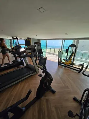 O centro de fitness e/ou as comodidades de fitness de Terraços para o mar