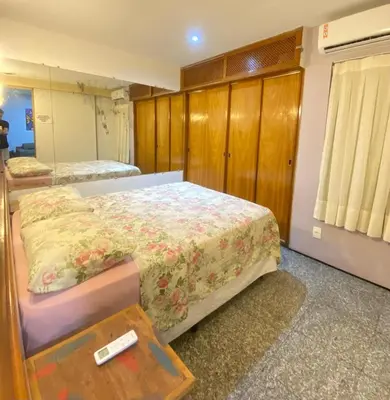 Uma cama ou camas num quarto em VISTA deslumbrante Avenida Beira Mar Meireles Mucuripe