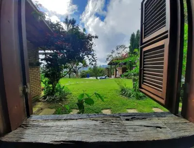Um jardim no exterior de Sítio Maranatá, a mais bela vista do Pacoti! 20min de Guaramiranga!