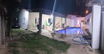 A piscina em ou perto de Casa com piscina no Morro Branco, Beberibe