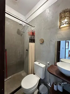 Uma casa de banho em Vila Lua Aparts - Apartamento 1