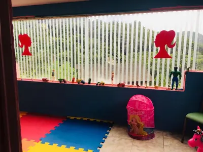 O clube infantil de Casa da Barbie da Serra