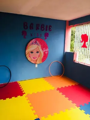 Uma cama ou camas num quarto em Casa da Barbie da Serra