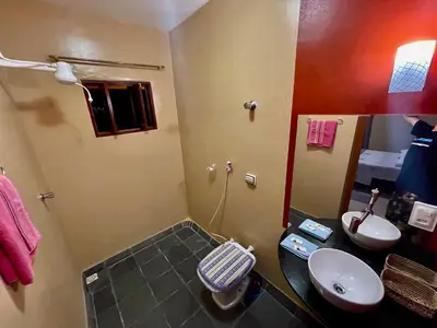Uma casa de banho em Casa do Jardim- Villa Botanica