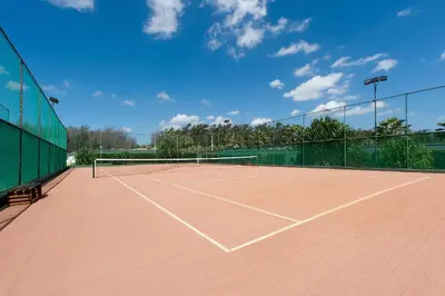 Comodidades para jogar ténis e squash em VG Sun Cumbuco Delicinha de Apto para 4 pessoas ou nas proximidades