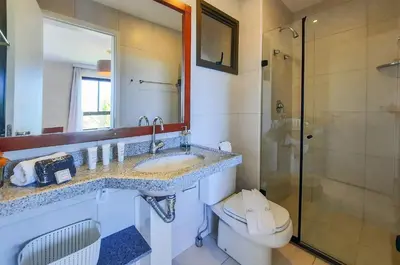 Uma casa de banho em VG Sun Cumbuco Nascente Vista Mar 4 Pessoas