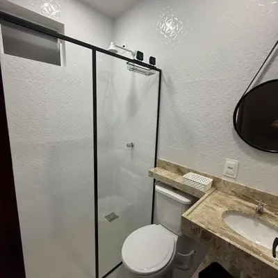 Uma casa de banho em Triplex Flecheiras