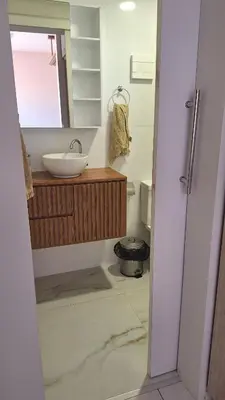 Uma casa de banho em Apt moderno Porto das Dunas