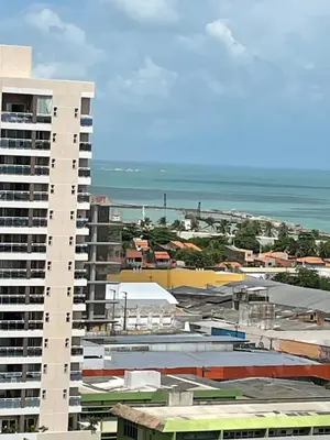 Uma vista do mar geral ou uma vista do mar a partir do apartamento