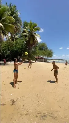 Os clientes hospedados em Casa praiana96