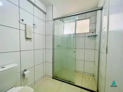 Uma casa de banho em Studio Iracema by Holiday Stays