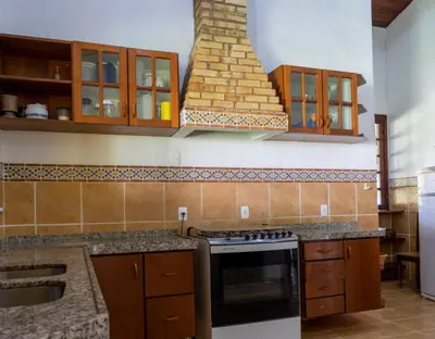 A cozinha ou kitchenette de Casa de Praia com Piscina - Guajiru - Flecheiras