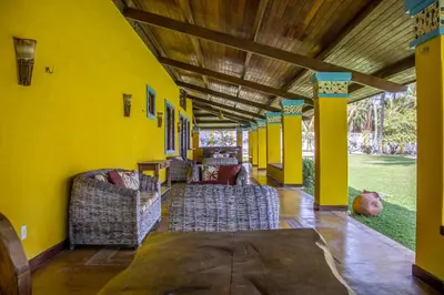 Uma área de estar em Casa de Praia com Piscina - Guajiru - Flecheiras
