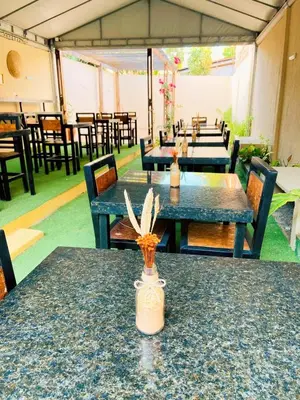 Um restaurante ou outro lugar para comer em Pousada Vila Mansa Jeri