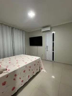 Uma televisão e/ou sistema de entretenimento em Casa Duplex PECEM