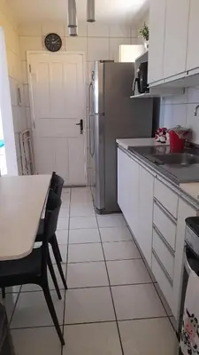 A cozinha ou kitchenette de Apartamento aconchegante na Cidade 2000