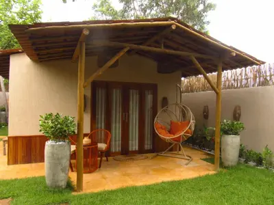 Um jardim no exterior de Casa Namolmar