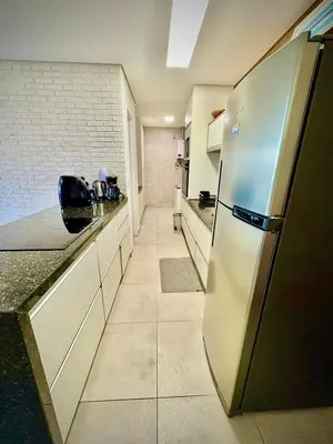 A cozinha ou kitchenette de Wai Wai Cumbuco por Casamarinn