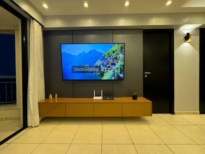 Uma televisão e/ou sistema de entretenimento em Praia do Futuro Fortaleza