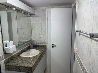 Uma casa de banho em Cond Sol Maior 201 A Mucuripe