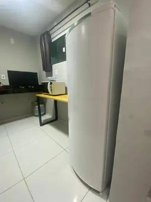 A cozinha ou kitchenette de Ap no campo dos velhos com ar