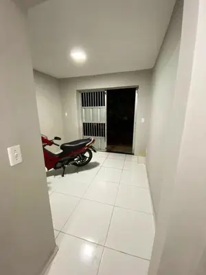 A planta de Ap no campo dos velhos com ar