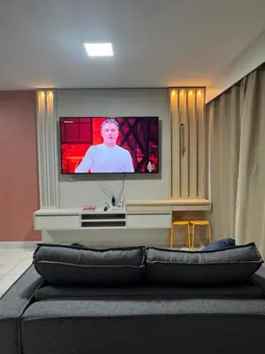 Uma televisão e/ou sistema de entretenimento em VG Sun Cumbuco C2 105