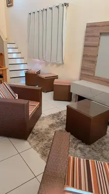 Uma área de estar em Cris hospedagem
