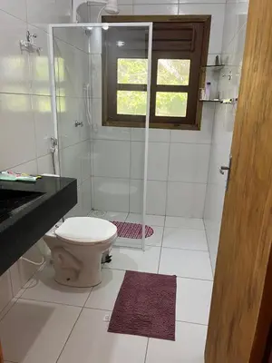 Uma casa de banho em Recanto da Felicidade