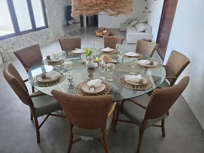 Uma área de estar em Aiki Villas Reservation