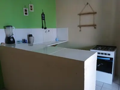 A cozinha ou kitchenette de Kitnet 150m da praia
