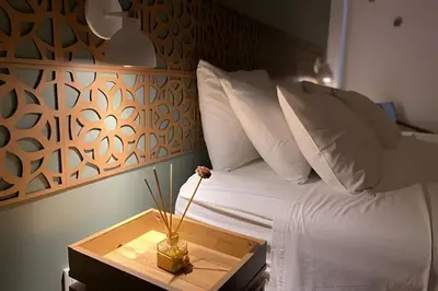 Uma cama ou camas num quarto em BP201 - 2 quartos no Cumbuco, moderno, com vista para o mar por Will