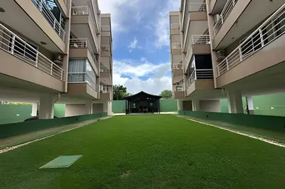 O edifício onde o apartamento está situado