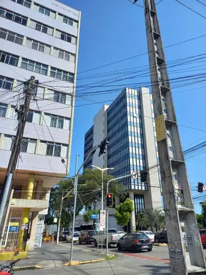 O edifício onde o apartamento está situado
