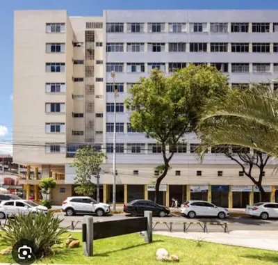 O edifício onde o apartamento está situado