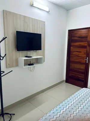 Uma televisão e/ou sistema de entretenimento em ALMEIDA Flats - Ibicuitaba