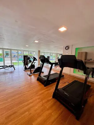 O centro de fitness e/ou as comodidades de fitness de VGFUN 233-60m2-2 quartos2wcs-VistaMar-Pé na Areia
