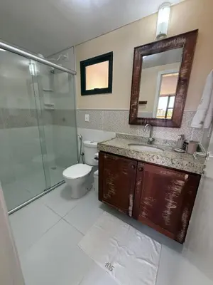 Uma casa de banho em Varandas do Mar - Beachfront Apartment