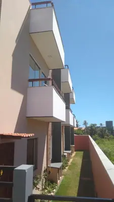 O edifício onde o apartamento está situado