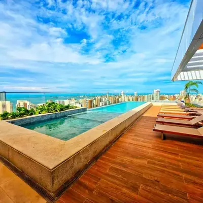 Studio no 27º andar recém inaugurado no Beach Class Meireles!!!