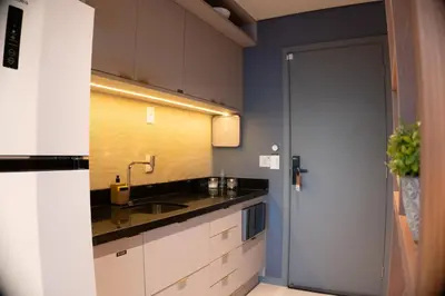 A cozinha ou kitchenette de Studio Duna, 25º Andar Vista Mar, à 350m Beira-Mar no Meireles com Rooftop exclusivo