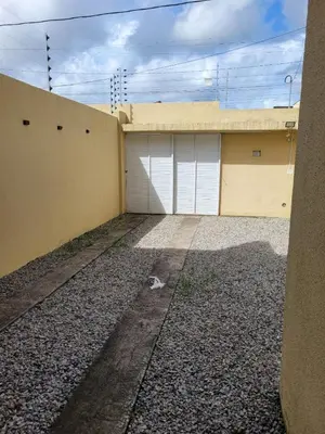 A planta de Casa duplex em Maracanaú com ar-condicionado
